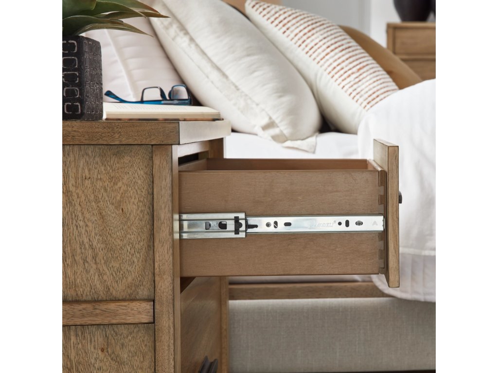 Tomtyn Nightstand - image 7