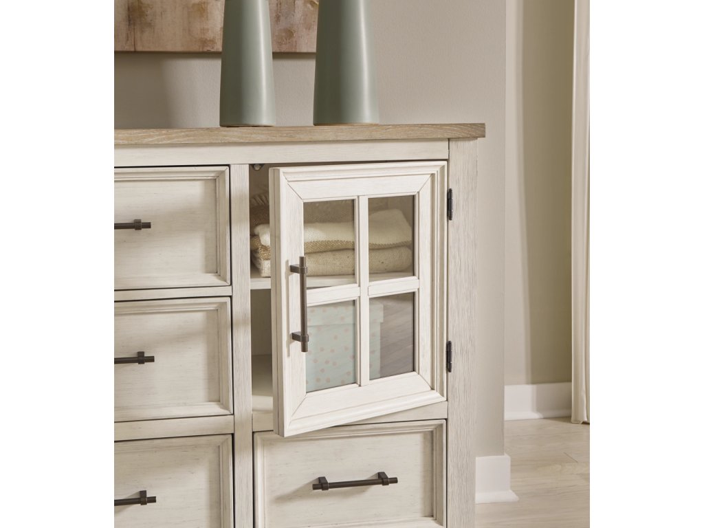 Shaybrock Dresser and Mirror - image 4