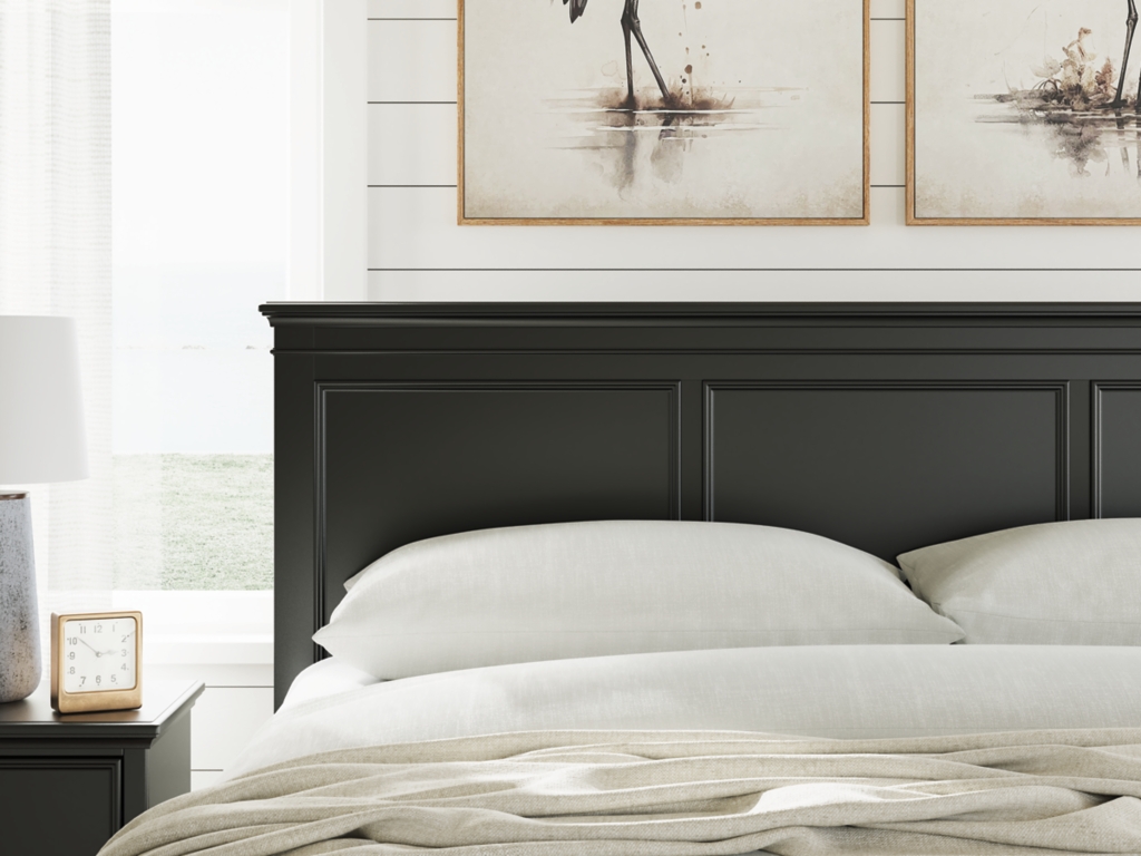 Lanolee California King Panel Storage Bed - image 9