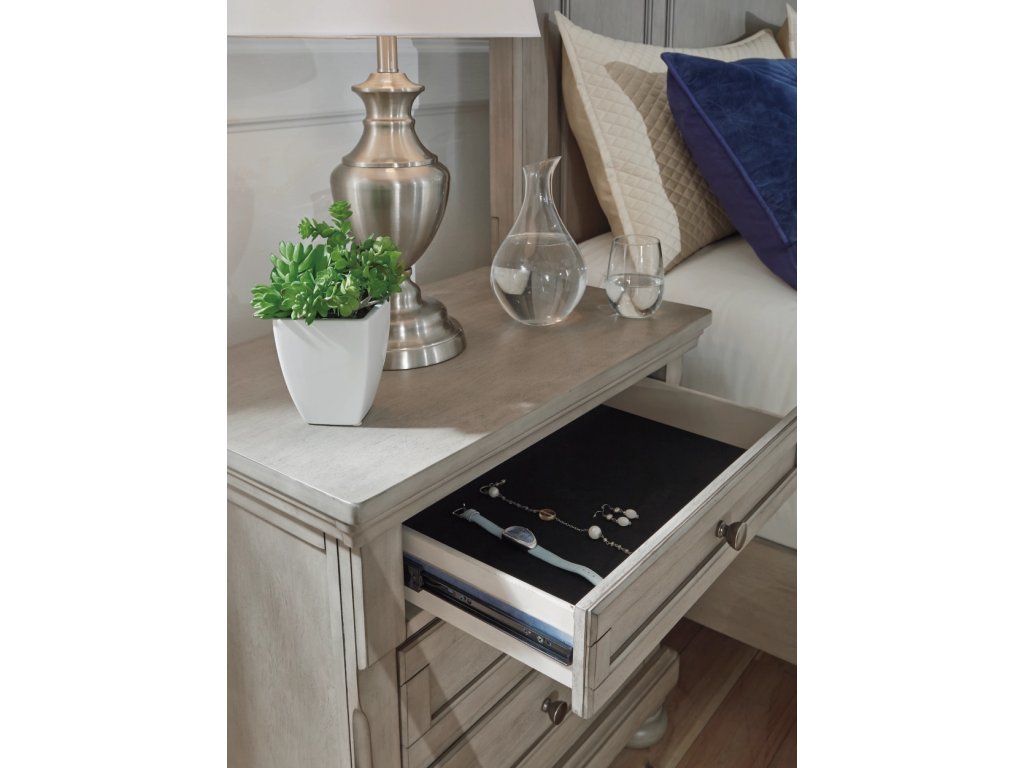 Lettner Nightstand - image 2