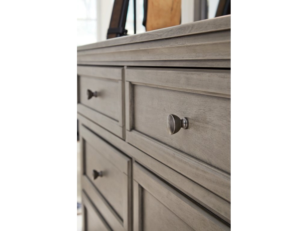 Lettner Dresser - image 4
