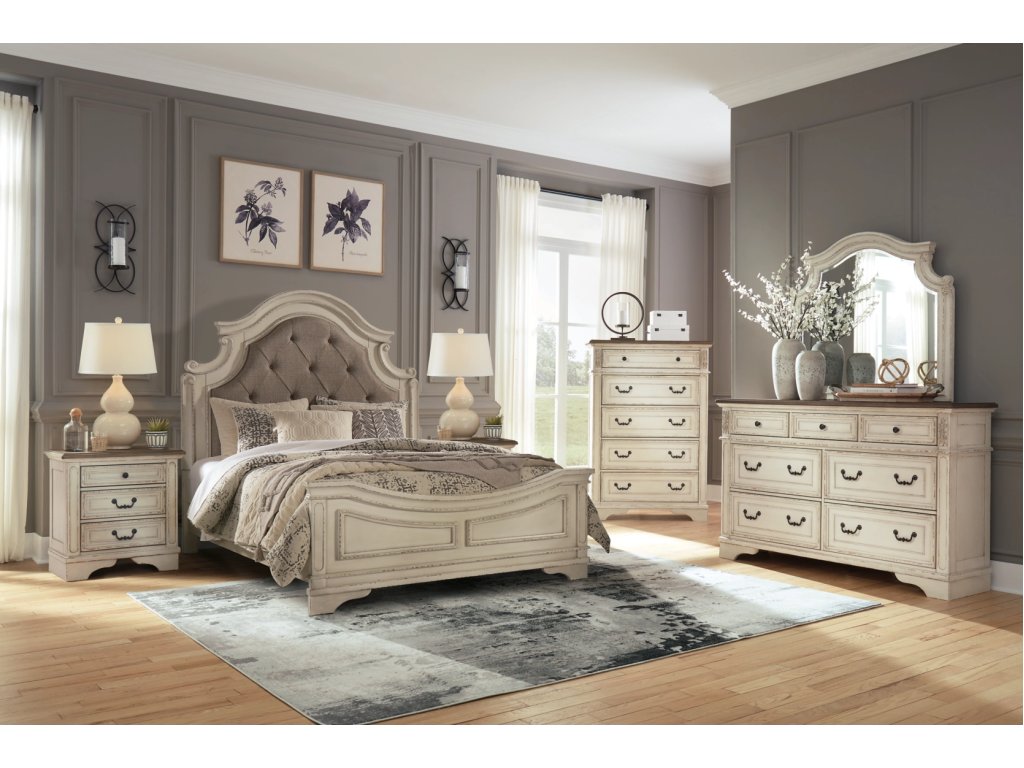 Realyn Queen Upholstered Panel Bed and 2 Nightstands - image 11