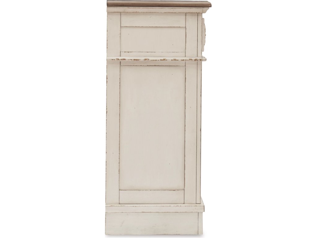 Realyn King Upholstered Panel Bed and Dresser - image 4