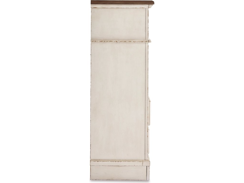 Realyn King Upholstered Panel Bed, Dresser, Mirror, Chest and 2 Nightstands - image 5