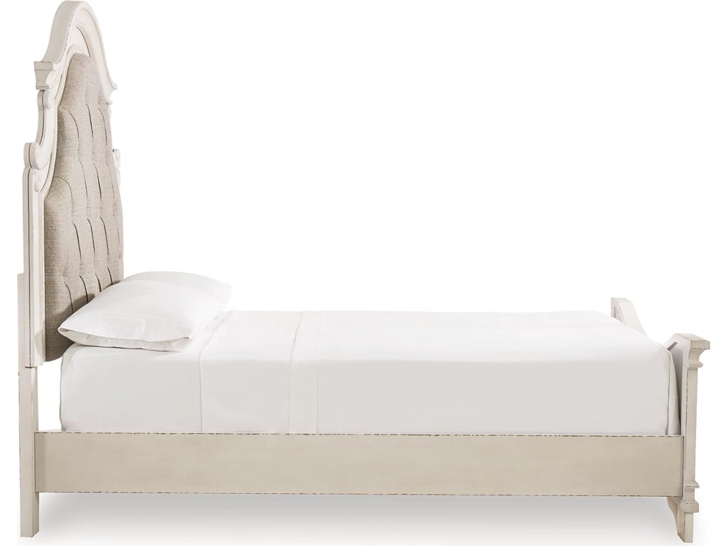 Realyn Queen Upholstered Panel Bed and 2 Nightstands - image 4