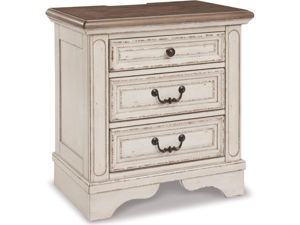 Realyn King Bed with Mirrored Dresser and Nightstand - image 3