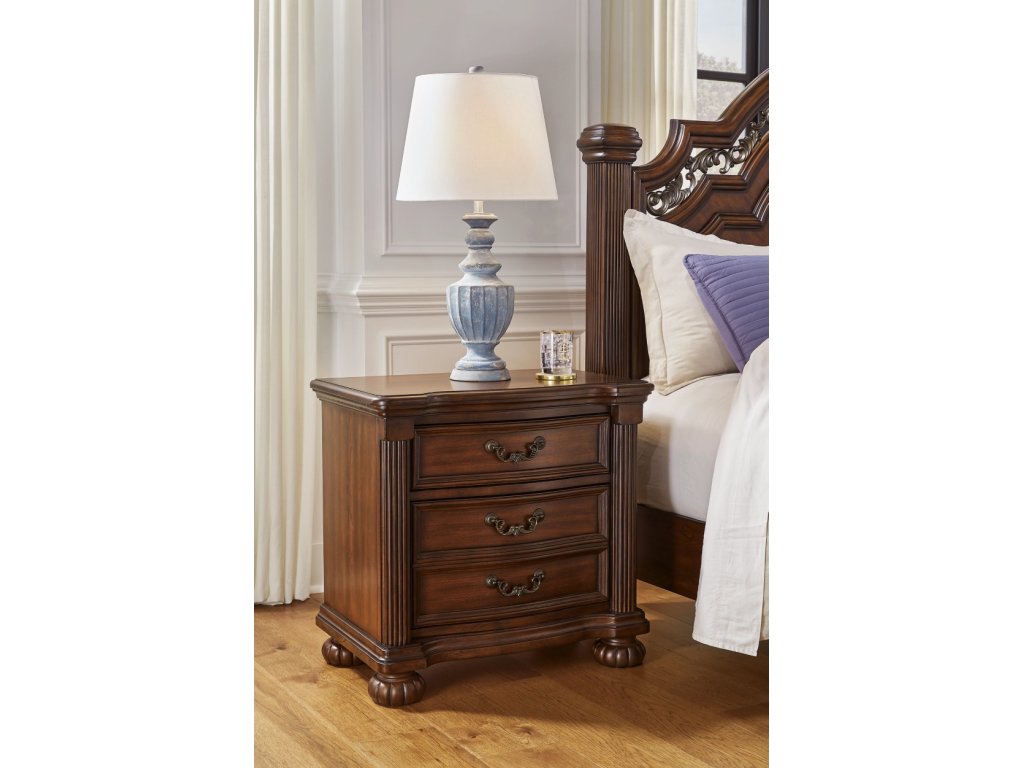 Lavinton King Poster Bed, Dresser, Mirror and Nightstand - image 14