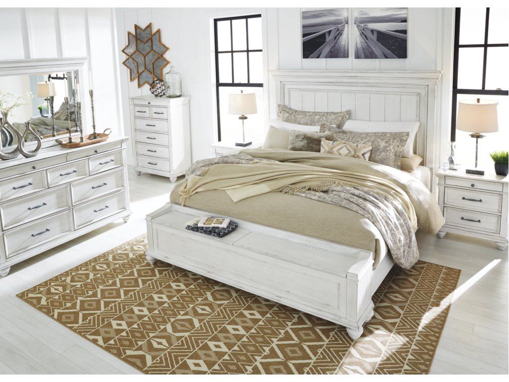 Kanwyn California King Panel Bed with Storage Bench - image 11