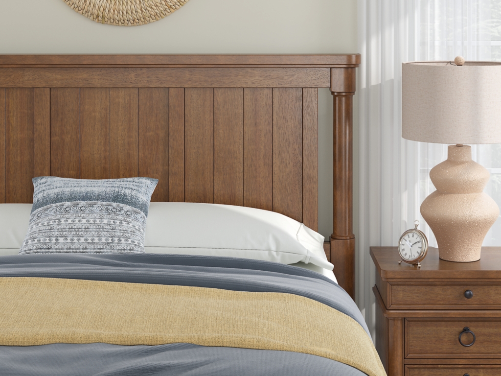 Rowlenstown King Poster Bed - image 7
