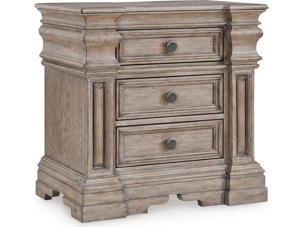 Blairhurst Queen Panel Bed, Dresser, Mirror and 2 Nightstands - image 5