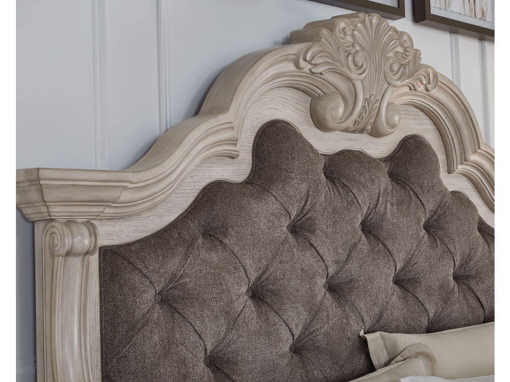 Bruchandi King Upholstered Panel Bed - image 5