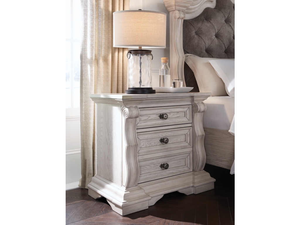 Bruchandi Nightstand - image 1