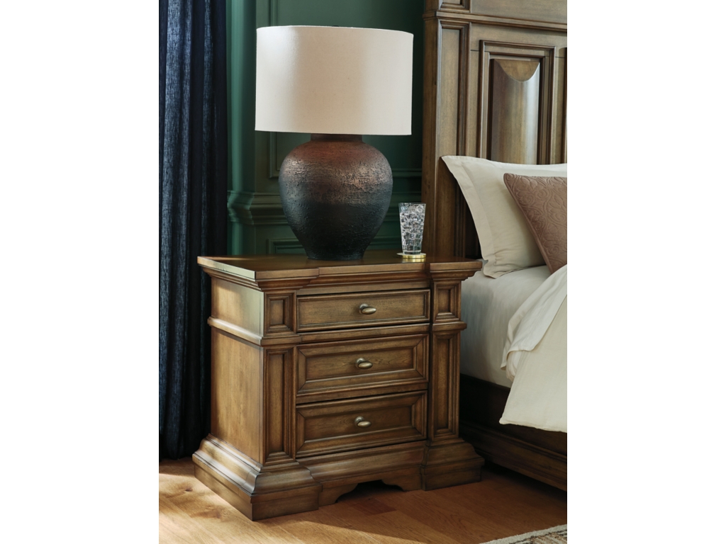 Frantanna Nightstand - image 1