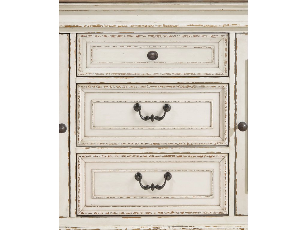 Realyn Dining Server - image 5