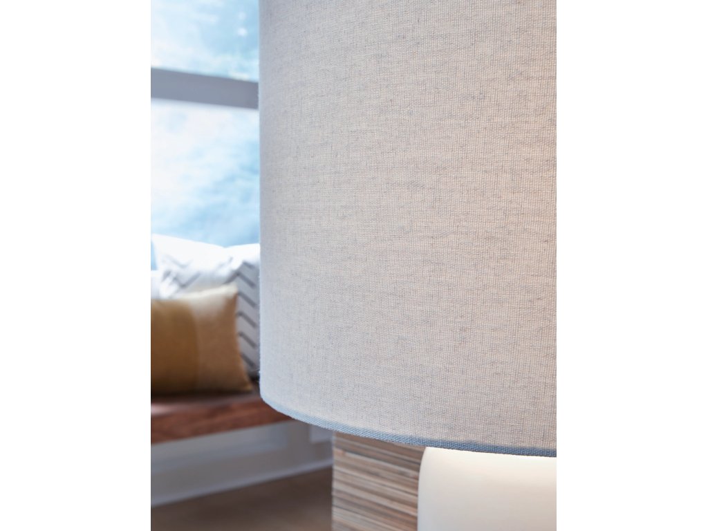 Lemrich Table Lamp (Set of 2) - image 4