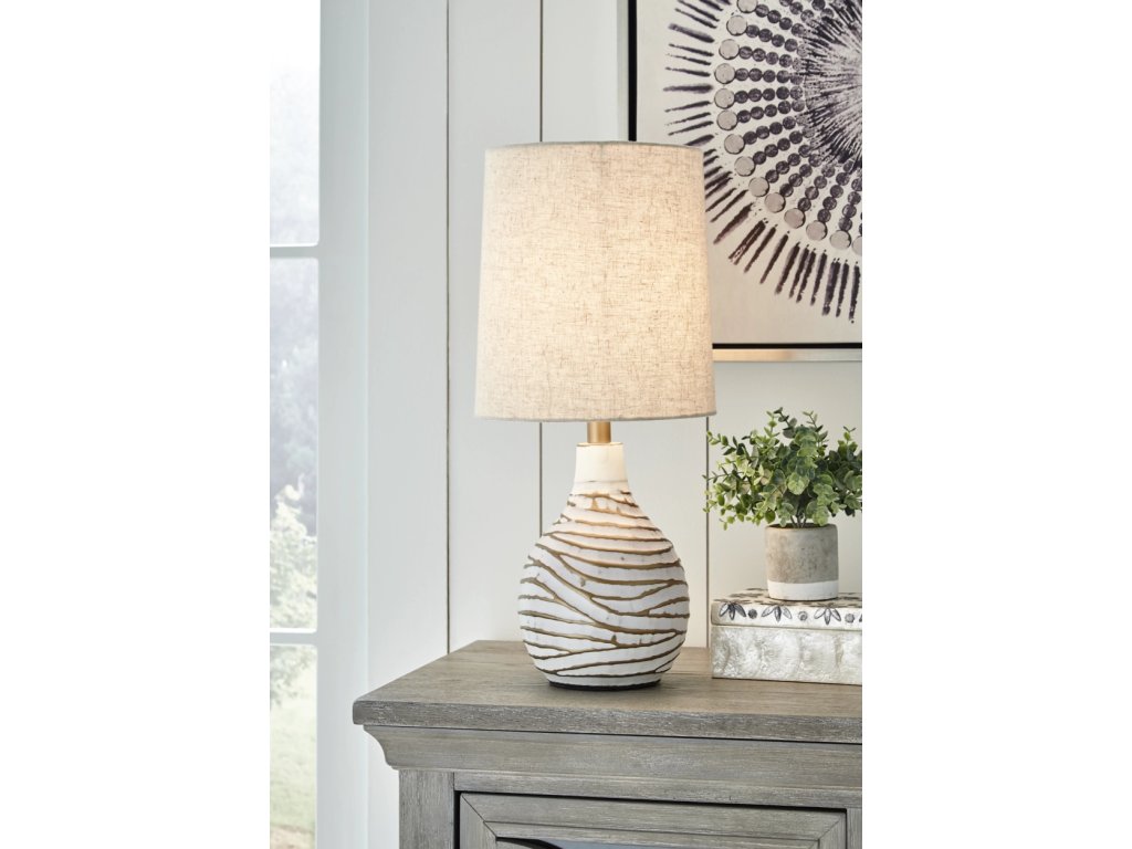 Aleela Table Lamp - image 3
