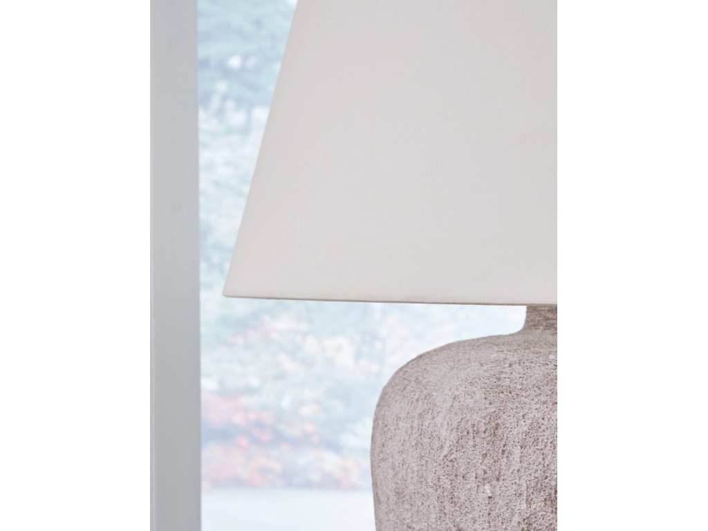 Danry Table Lamp - image 2