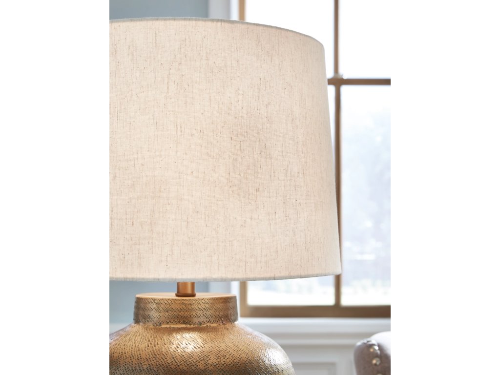Madney 2-Piece Lamp Set - image 5