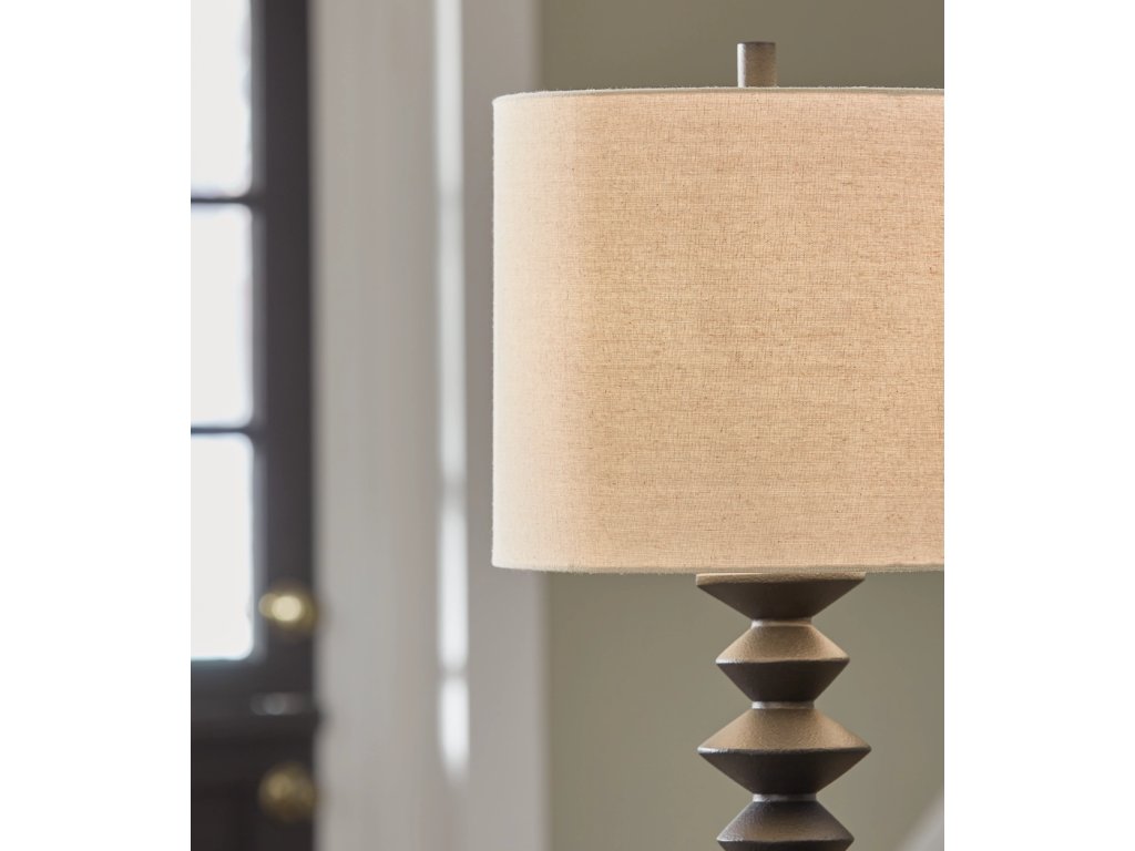 Luanndon Buffet Lamp - image 2