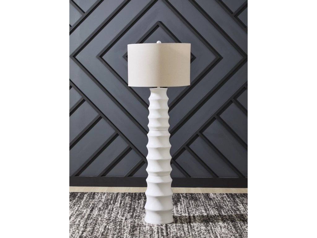Veraleigh Floor Lamp - image 1