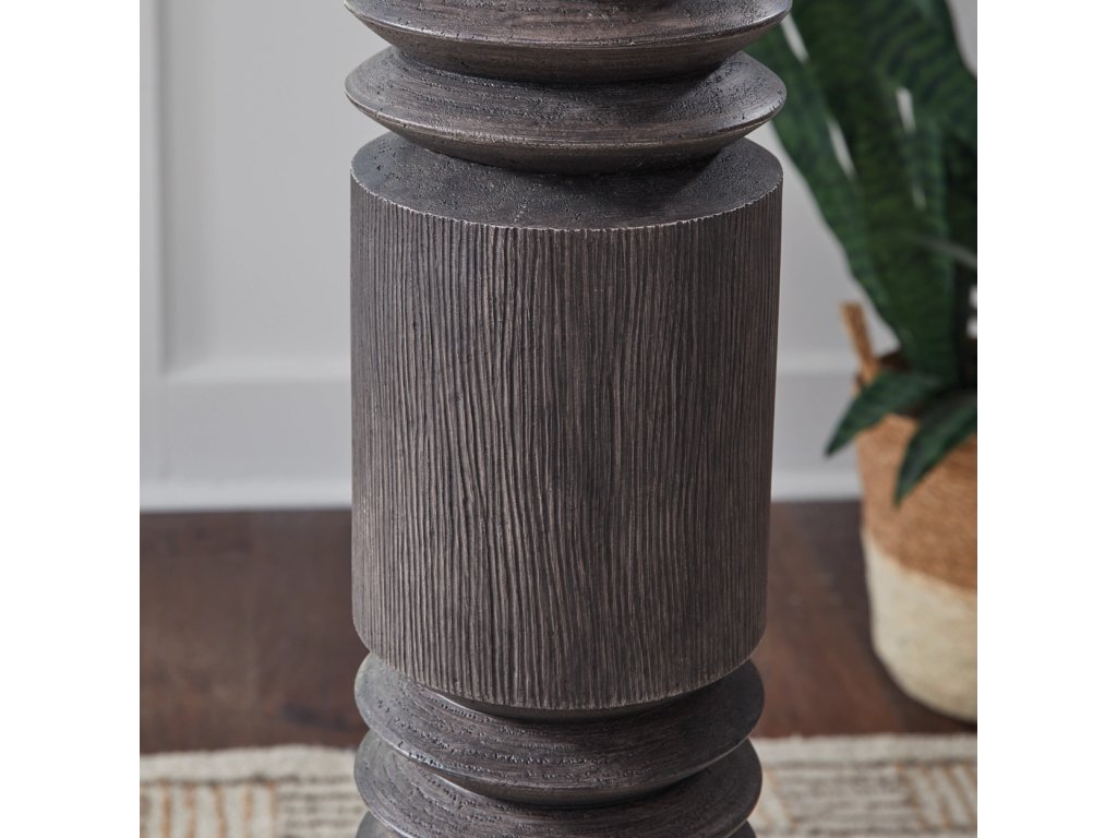 Fainwell Floor Lamp - image 2