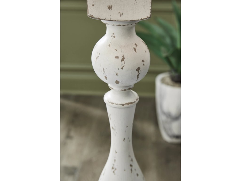 Madsbrook Floor Lamp - image 2