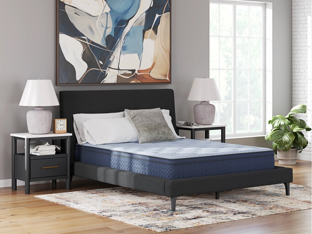 Peak 2.0 12 Hybrid King Mattress - image 1
