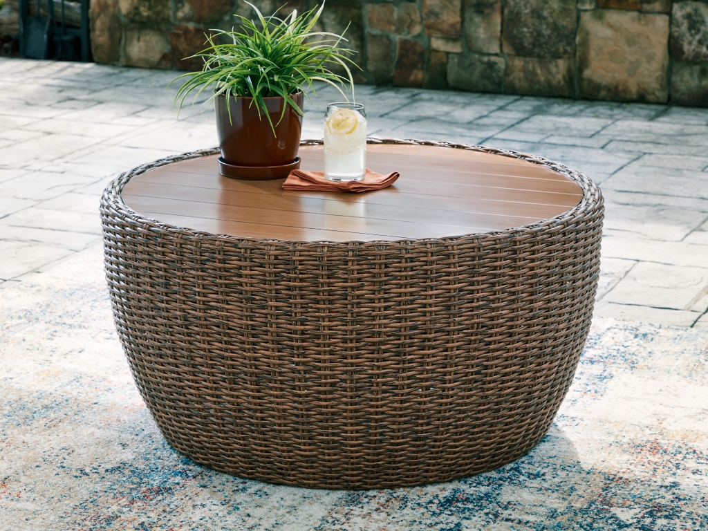Double Point Outdoor Coffee Table - image 1
