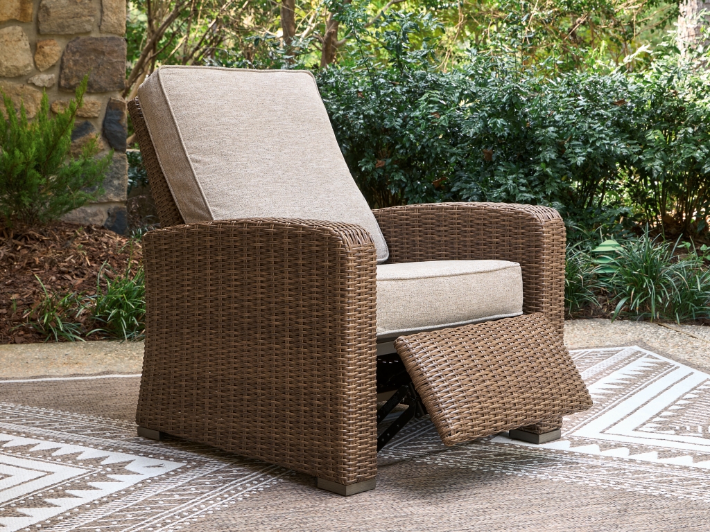Laguna Heights Outdoor Recliner - image 5