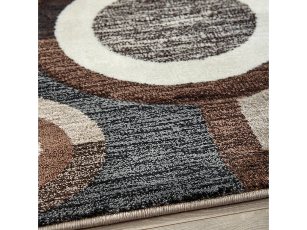 Guintte 5' x 6'7" Rug - image 2
