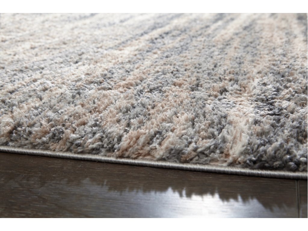Gizela 7'10" x 10' Rug - image 2