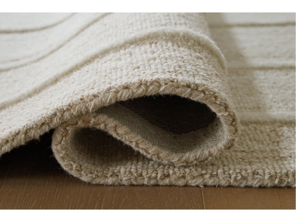 Teelgan Extra Large Rug - image 3