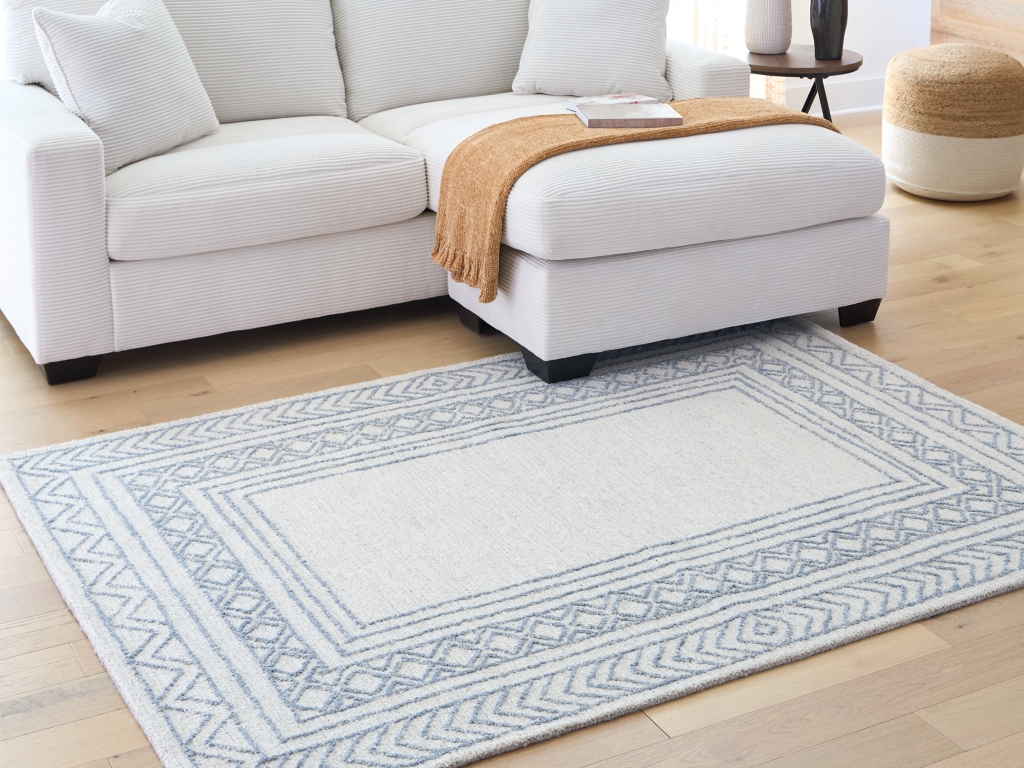 Azelhurst 5' x 7' Area Rug - image 1