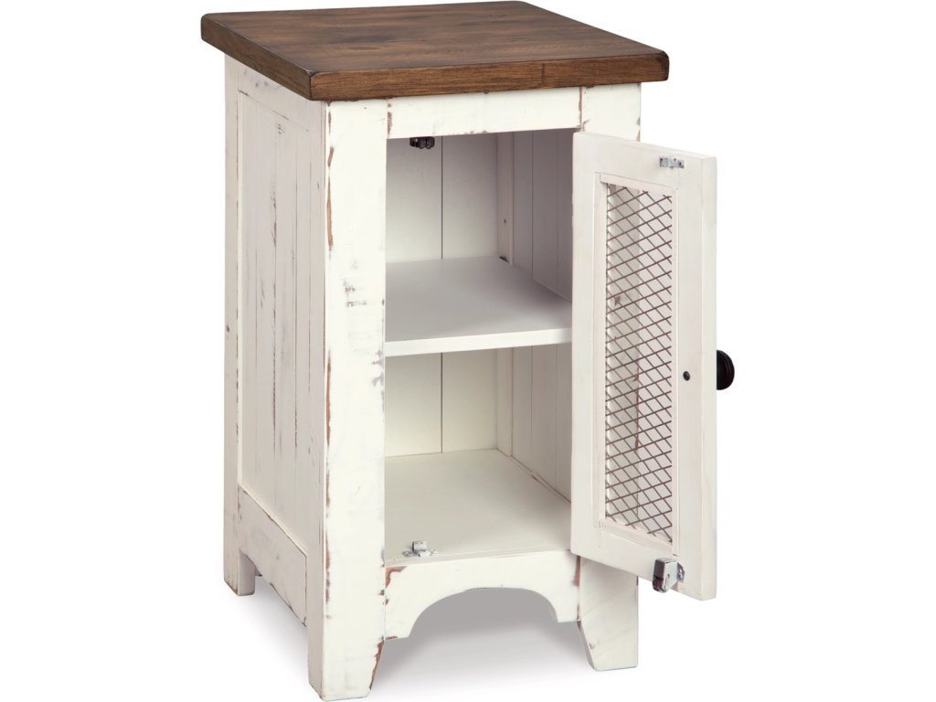 Wystfield Coffee Table and 2 End Tables - image 8