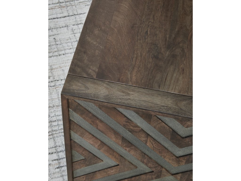 Dreggan End Table - image 4