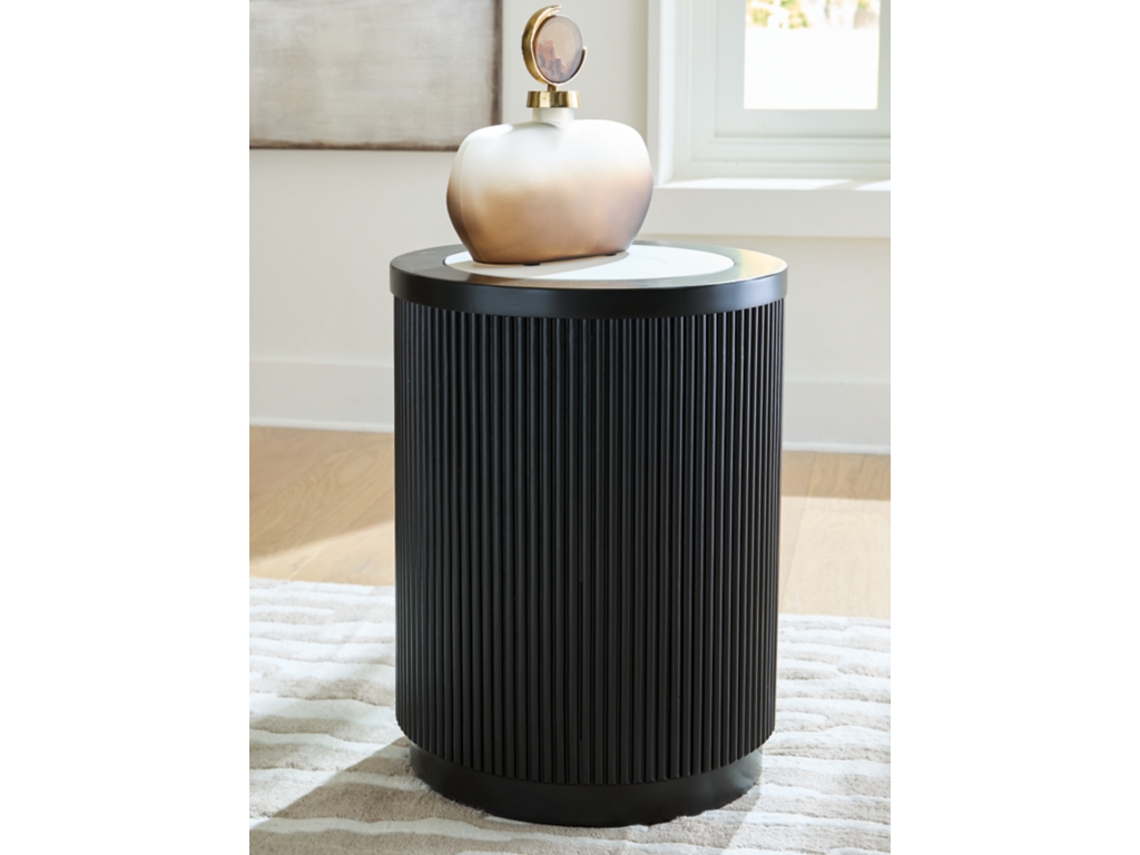 Grayman End Table - image 1