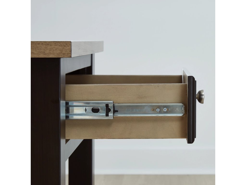 Drazmine End Table - image 8