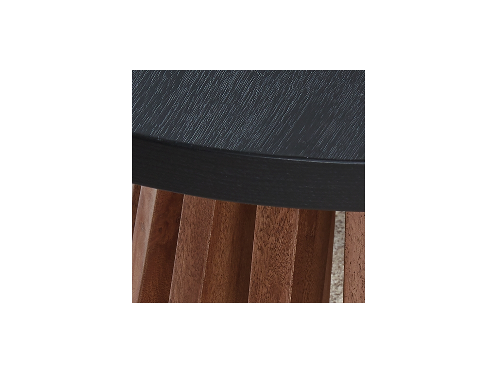 Kallari End Table - image 4