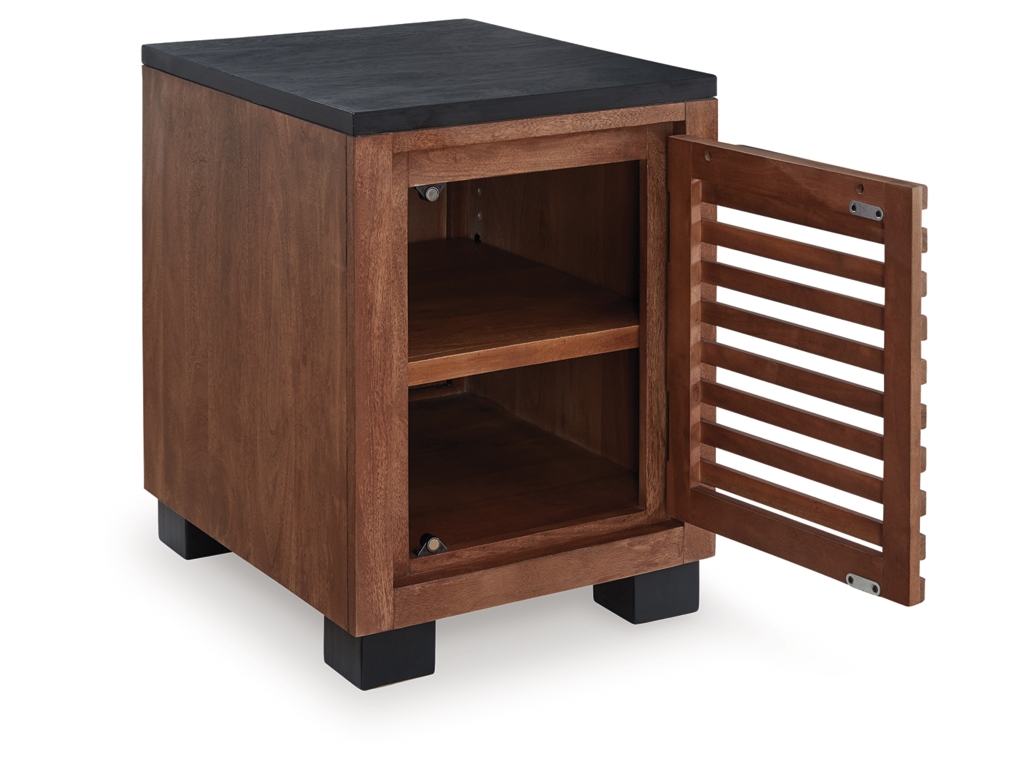 Kallari Chairside End Table - image 2