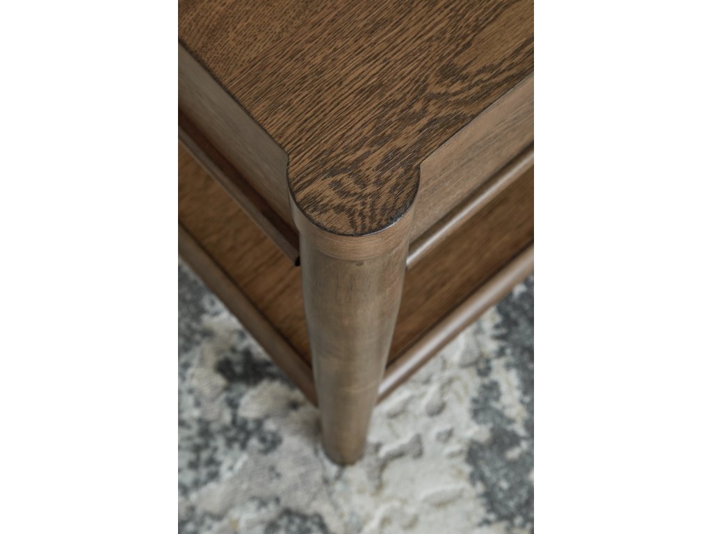 Roanhowe End Table - image 5