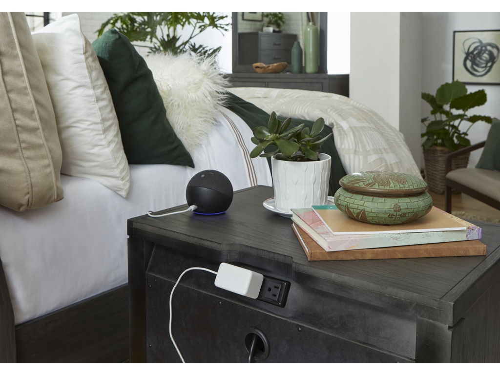 2 Drawer Nightstand - image 4