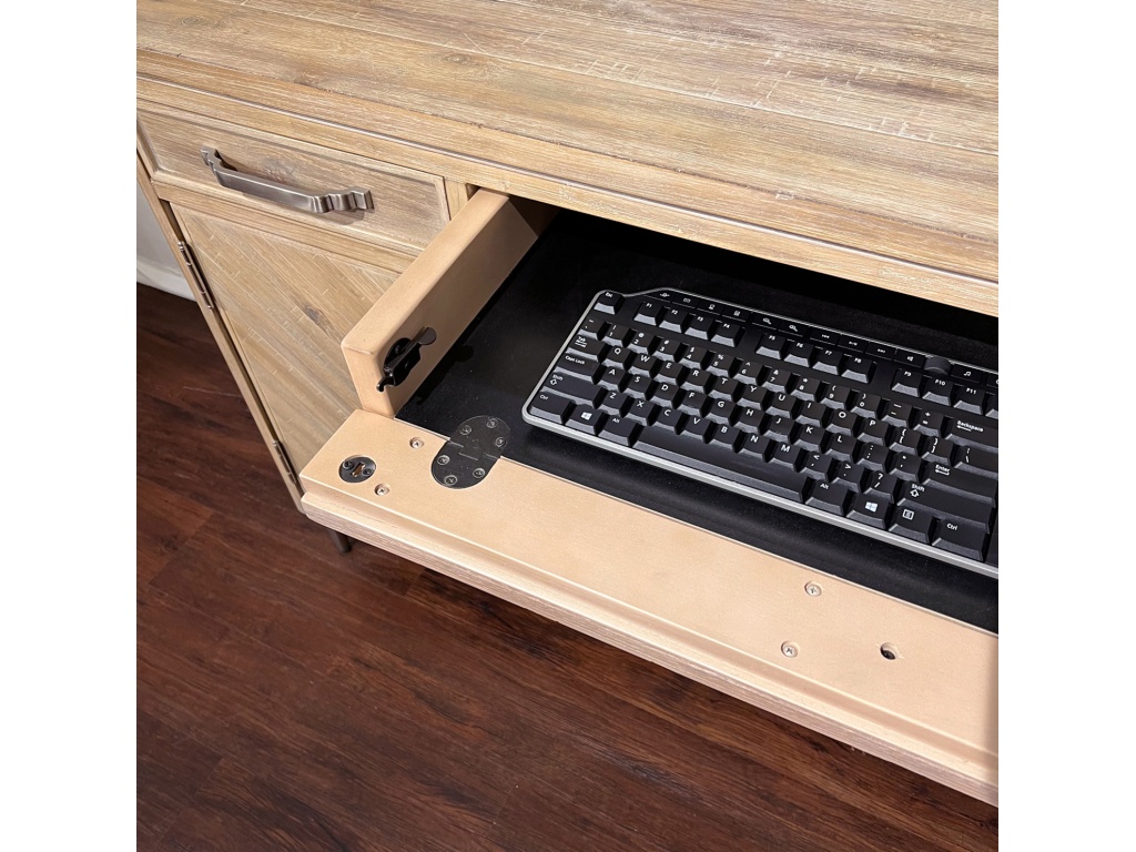 66" Executive Desk - image 4