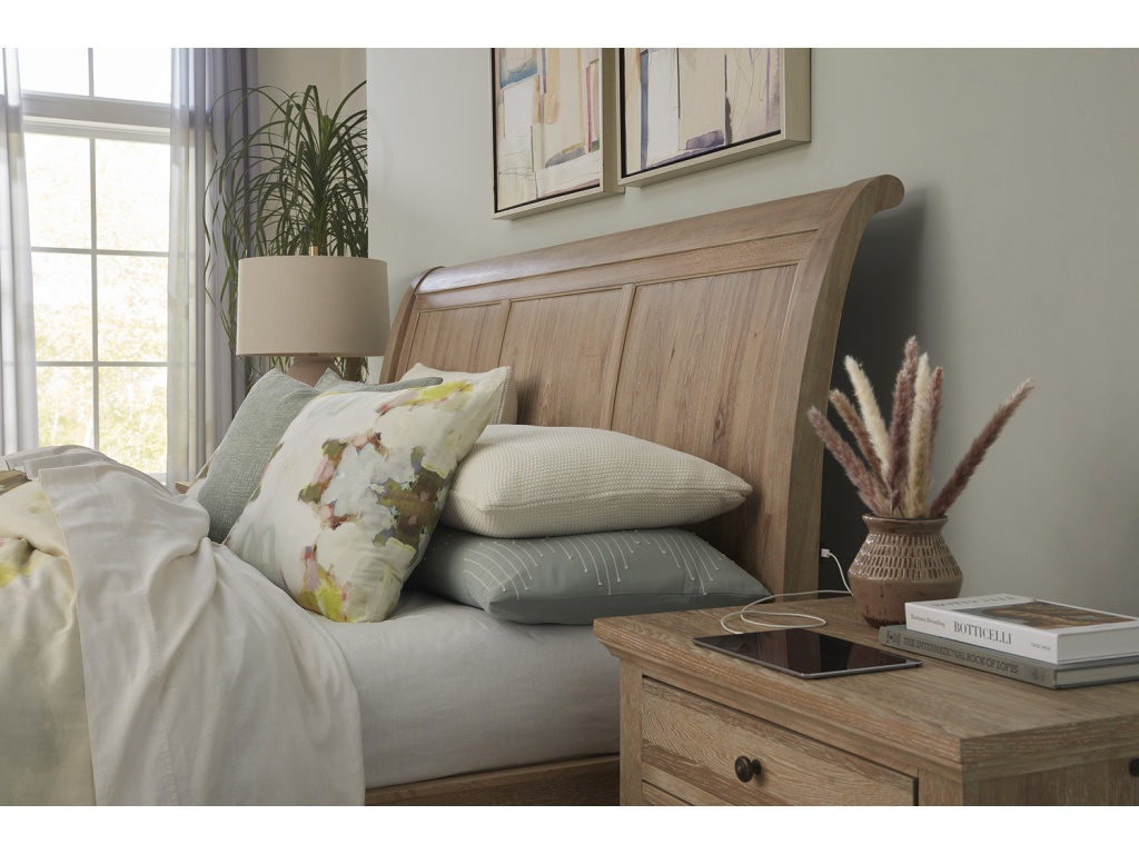 Queen Sleigh Bed Hb - image 1
