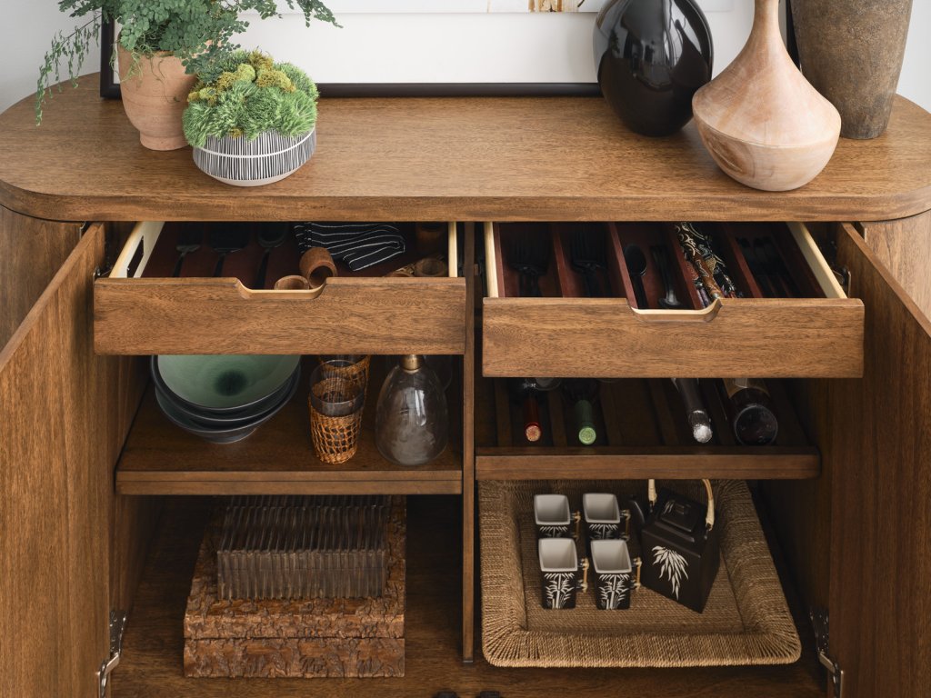 Sideboard - image 3