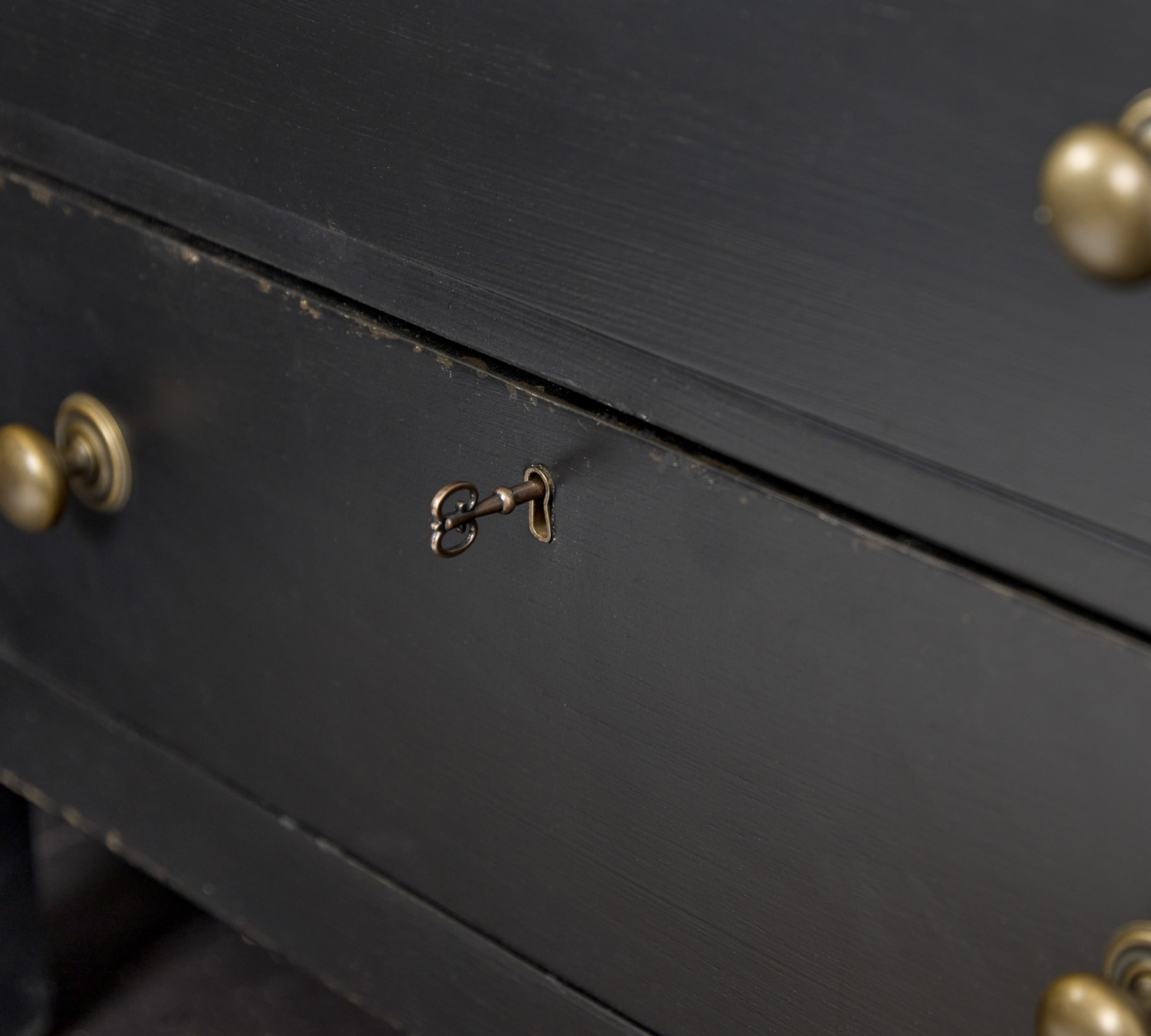 Liv360 Nightstand - image 7