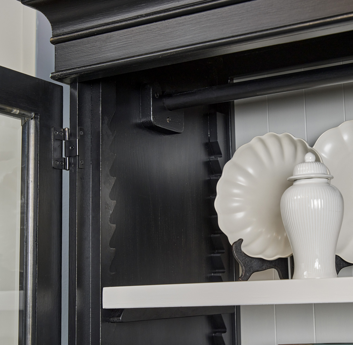 Armoire/ Cupboard - image 5