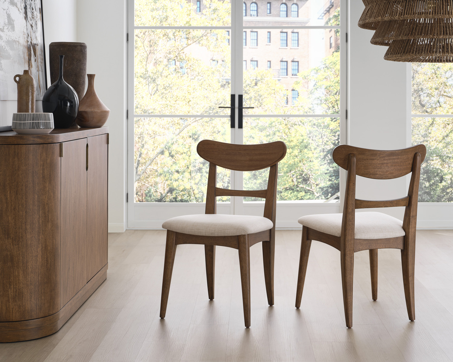 PedestalDining TableBase - image 4