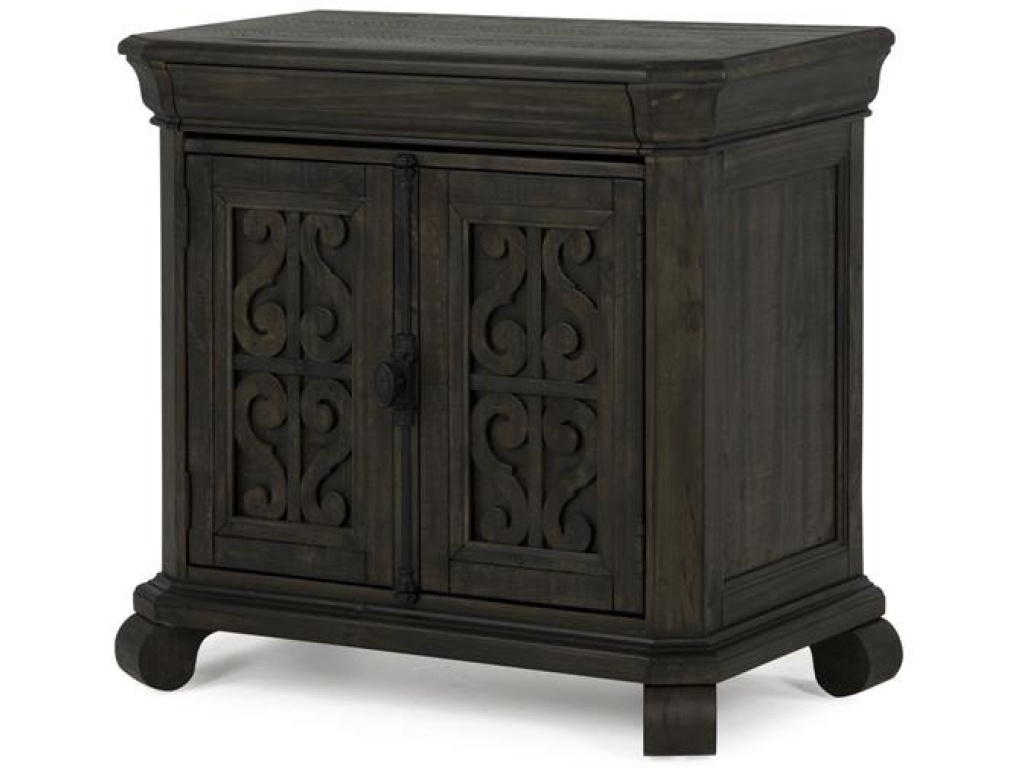 Bachelor Chest - image 1