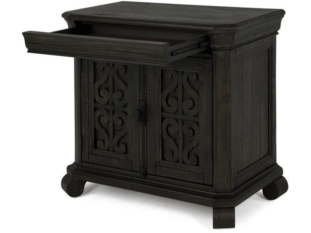 Bachelor Chest - image 2