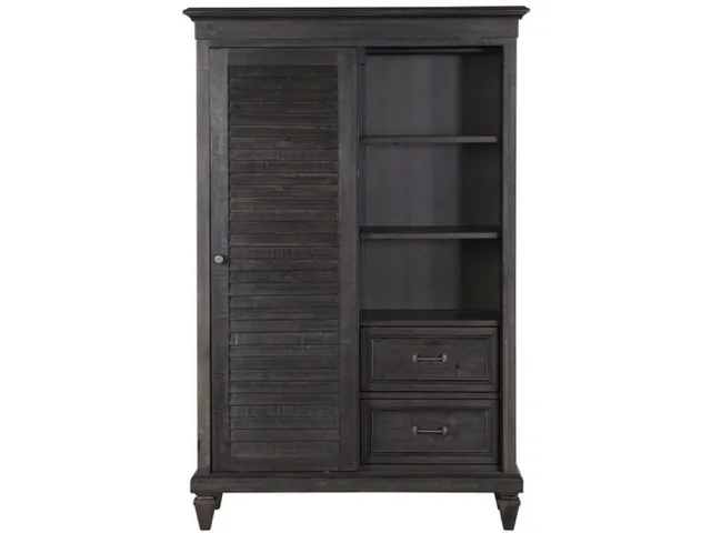 Gentleman's Chest - Alternative View